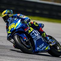 Joan Mir tampoco correrá en Silverstone por precaución y Sylvain Guintoli llevará la Suzuki