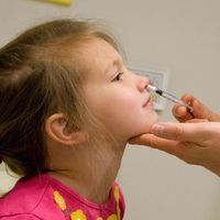Los niños que se vacunan de la gripe podrán evitar la aguja con la nueva vacuna intranasal (si la compran) 