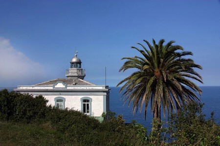 Pueblo Asturias Bonito Sin Turistas Calor