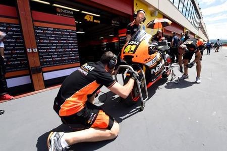 MotoGP Catalunya 2014: Niklas Ajo, Aleix Espargaró y Tito Rabat en el caluroso viernes