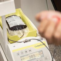 En pleno caos comercial, una de las mayores exportaciones de EEUU a la UE corre peligro: el plasma sanguíneo