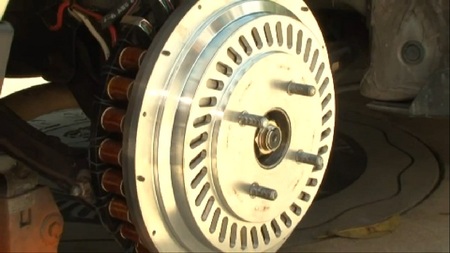 Se presenta un nuevo sistema de retrofit para convertir cualquier coche en híbrido enchufable