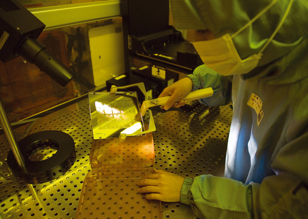 La fotolitografía es el auténtico cuello de botella de la industria de los chips. Y está en muy pocas manos