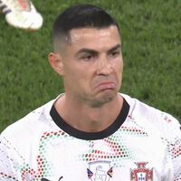 Martin Scorsese expulsando a Cristiano Ronaldo de un biopic sobre el Christian Grey original. Una fantasía de bulo que merece su propia película