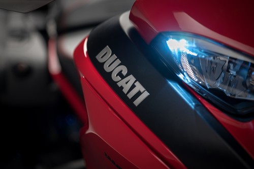La Ducati Multistrada V4 está en camino: llegará en 2020 como la maxitrail más potente y con dos radares