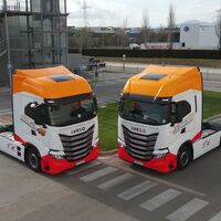 Este es el IVECO S-WAY, el camión del Repsol Honda que lucirá los colores de la moto de Marc Márquez en MotoGP