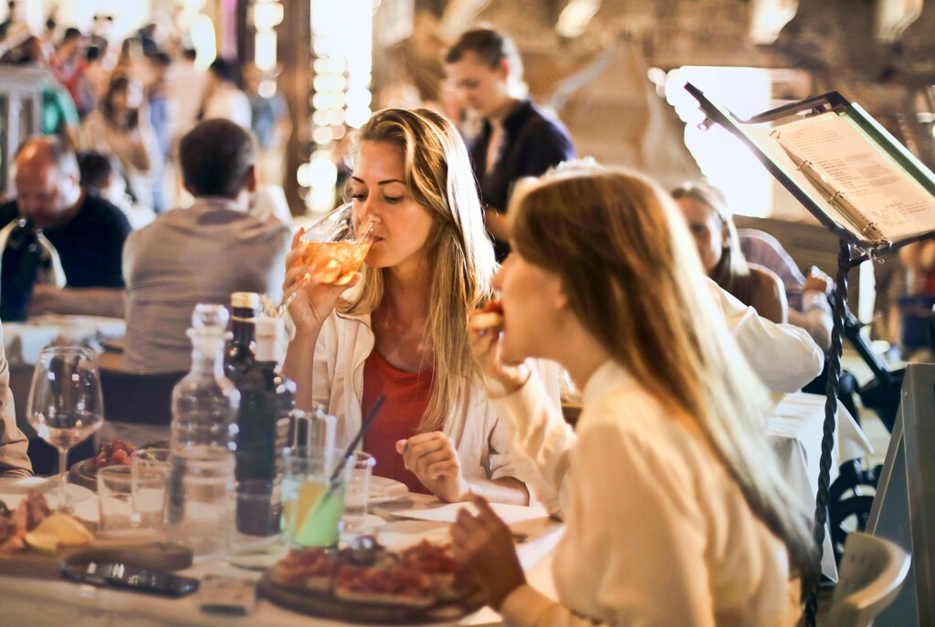 Ozempic está cambiando algo más que el peso de quien lo toma: también cambian las dinámicas sociales al salir a comer en restaurantes