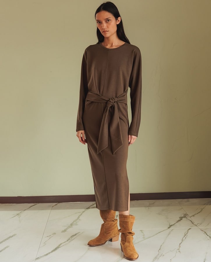 Vestido de punto con cuello redondo Indi & Cold