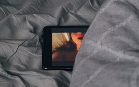 La Union Europea propone leyes para que Apple y el resto de plataformas escaneen contenidos frente a la pornografía infantil