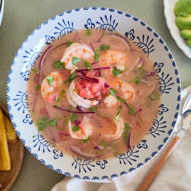 Ceviche de camarón ecuatoriano: la receta fresca y cítrica, perfecta para el verano  