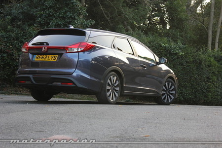 Honda Civic Tourer - contacto