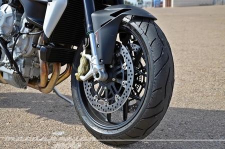 mv-agusta-brutale-800-1000-033.jpg