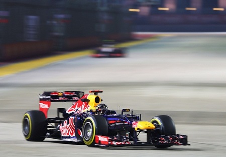 Triunfo de Sebastian Vettel en un accidentado Gran Premio de Singapur
