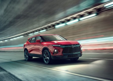 El Chevrolet Blazer vuelve a las andadas y luce como hijo de Equinox y Camaro