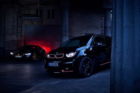 BMW i3s RoadStyle y BMW i8 Ultimate Sophisto, así despide la firma bávara a la actual generación del híbrido