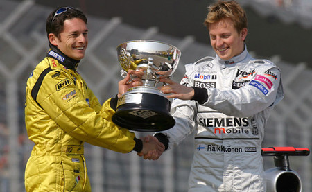 Giancarlo Fisichella y Kimi Räikkönen - Imola 2003 trofeo Brasil