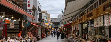 A obsessão do Japão pela limpeza urbana é tão extrema que o país tomou uma decisão impensável: baniu lixeiras e varredores de todas as suas ruas 