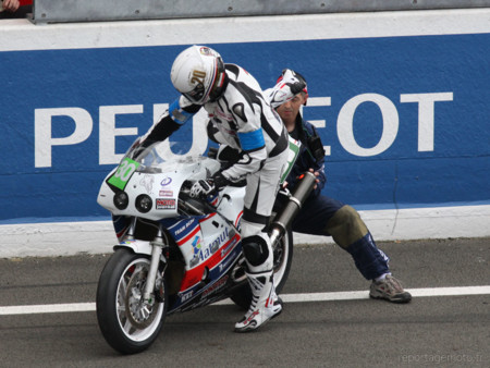 Moto Journal Rc30 01