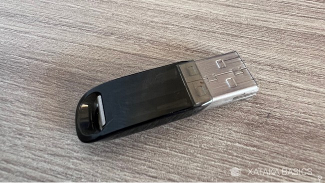 iStick, un pendrive para ampliar la memoria de almacenamiento de tu iPhone