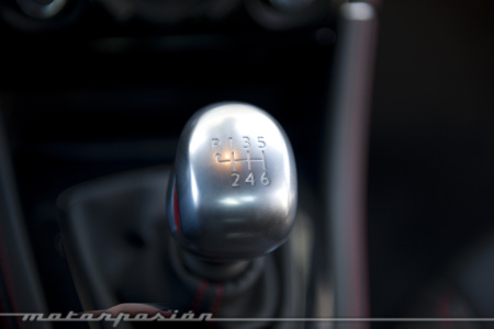 Boucle De Remorquage PEUGEOT RCZ 2.0 Diesel 120kw 2015 - Référence 17773358 (Occasion Bon état)