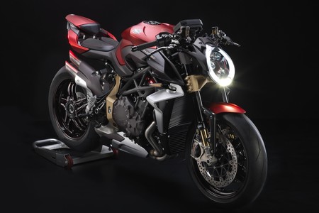 La primera moto accesible de MV Agusta tendrá un motor bicilíndrico de 350 cc y rondará los 7.000 euros