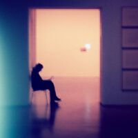 Los niveles récord de estrés en España se ceban con la generación Z: un 85% de los jóvenes padece ansiedad, depresión o estrés