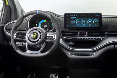 New Abarth 500e 11