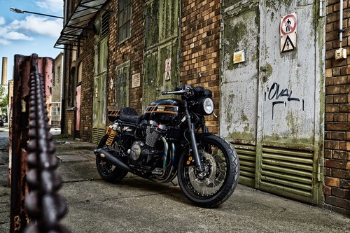 Yamaha XJR 1300 Iron Heart, yard built con estilo