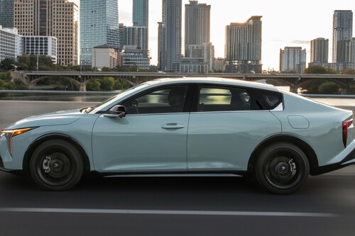 Kia K4 Portada