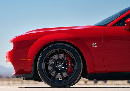 Dodge Challenger y Charger 2019 son llamados a revisión: están usando los rines incorrectos