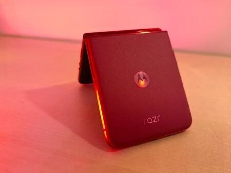 Moto Razr 60 Ultra 1