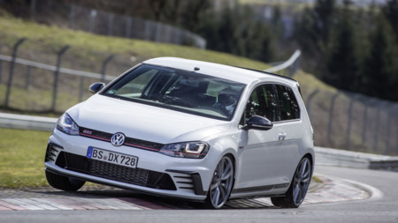 Volkswagen Golf GTI Clubsport S: 310 CV y récord en Nürburgring para el Golf más potente