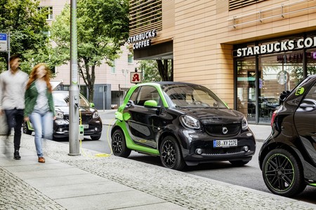 smart dejará de vender vehículos de combustión en América del Norte en 2018: solo ofrecerá eléctricos