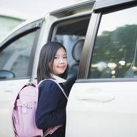 Por favor, nunca lleves a tu hijo en el coche sin un sistema de retención infantil adecuado