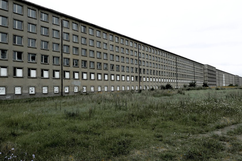 Hace 90 años los nazis levantaron un "megahotel" de 4,5 km para 20.000 huéspedes. Acabó convertido en una ruina sin un solo turista