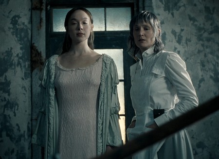 Lizzie y Maggie en 'Monstruo: La historia de Lizzie Borden'