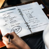 Los negocios deben prepararse para los diferentes escenarios que provoque la COVID