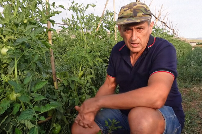 Juan, agricultor: "Me compré mi primera finca con 25 años y con 33 dejé un empleo estable con 14 pagas"