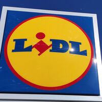 Llega a Lidl el molde de silicona barato con el que cocinar en tu freidora de aire sin ensuciar 