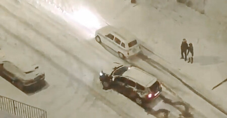 Renault 4L en la nieve