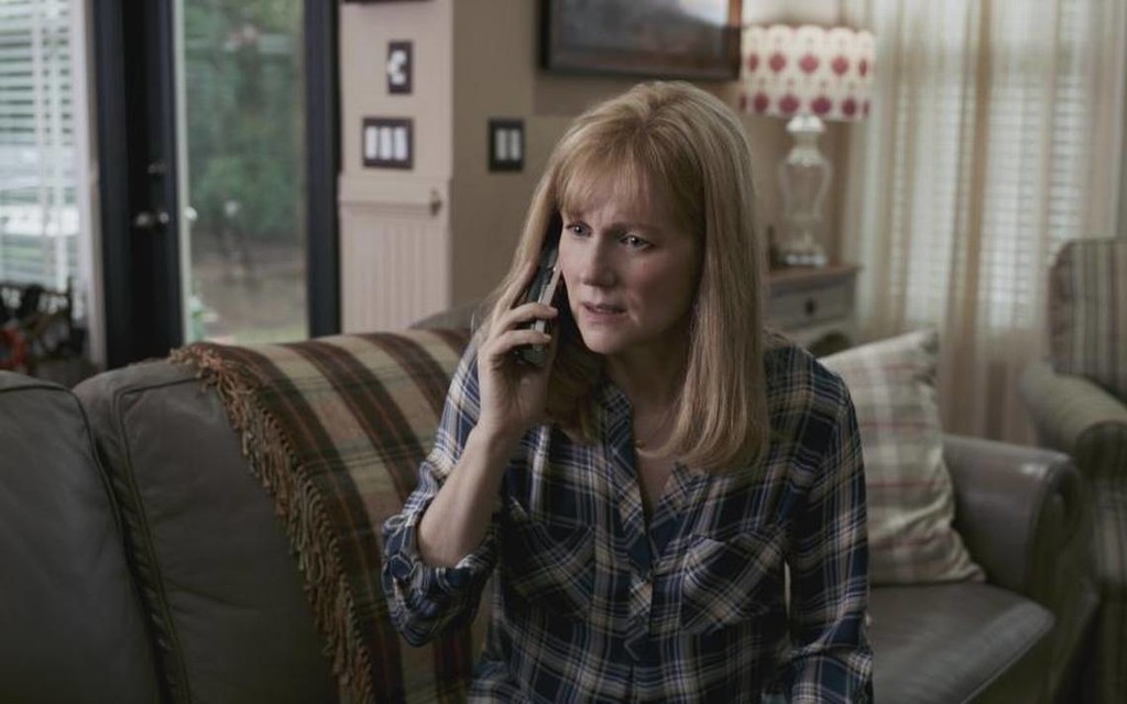 Sully Laura Linney