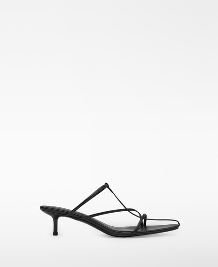 sandalias piel