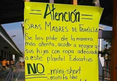 Una escuela pide a las madres que acudan a recoger a sus hijos "con ropa adecuada"