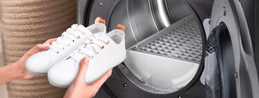 La primera vez que metes unas zapatillas en la secadora te puedes llevar un susto. Este accesorio es la solución 