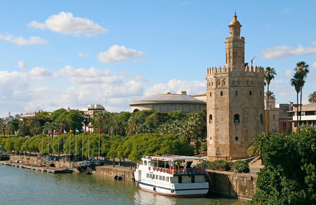 Las VTC contraatacan ante el decreto pro taxi: además de ofrecer viajes gratis, cortarán Madrid jueves y viernes