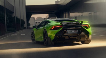 Lamborghini Huracan Tecnica 2