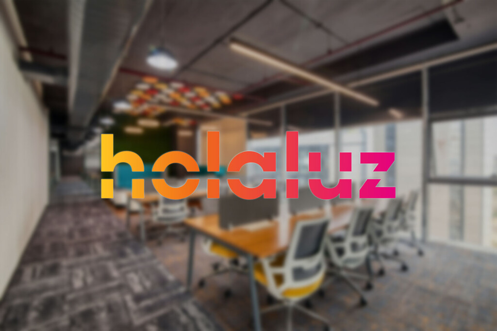 La justicia da la razón a los empleados de Holaluz: no había motivos para eliminar el teletrabajo