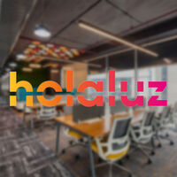 Holaluz se empeñó en quitar el teletrabajo a sus empleados: la justicia ha reconocido hoy que no tenía derecho