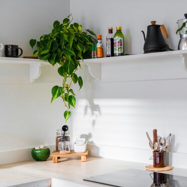 Lidl lanza una oferta en su mesa extensible más versátil: pensada para cocinas y salones mini