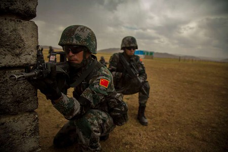 Chinese Soldiers With The Peoples Liberation Army 2e8974 1024 2